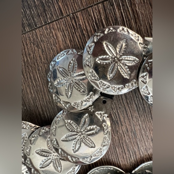 Vintage Silver Dollar Stretch Cinch Belt - Picture 2 of 3